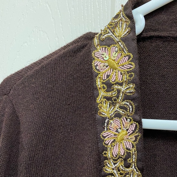 Brown Cache sweater - Picture 2 of 3